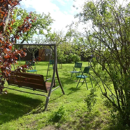 Fischerhaus 度假居 Seedorf (Rugen)